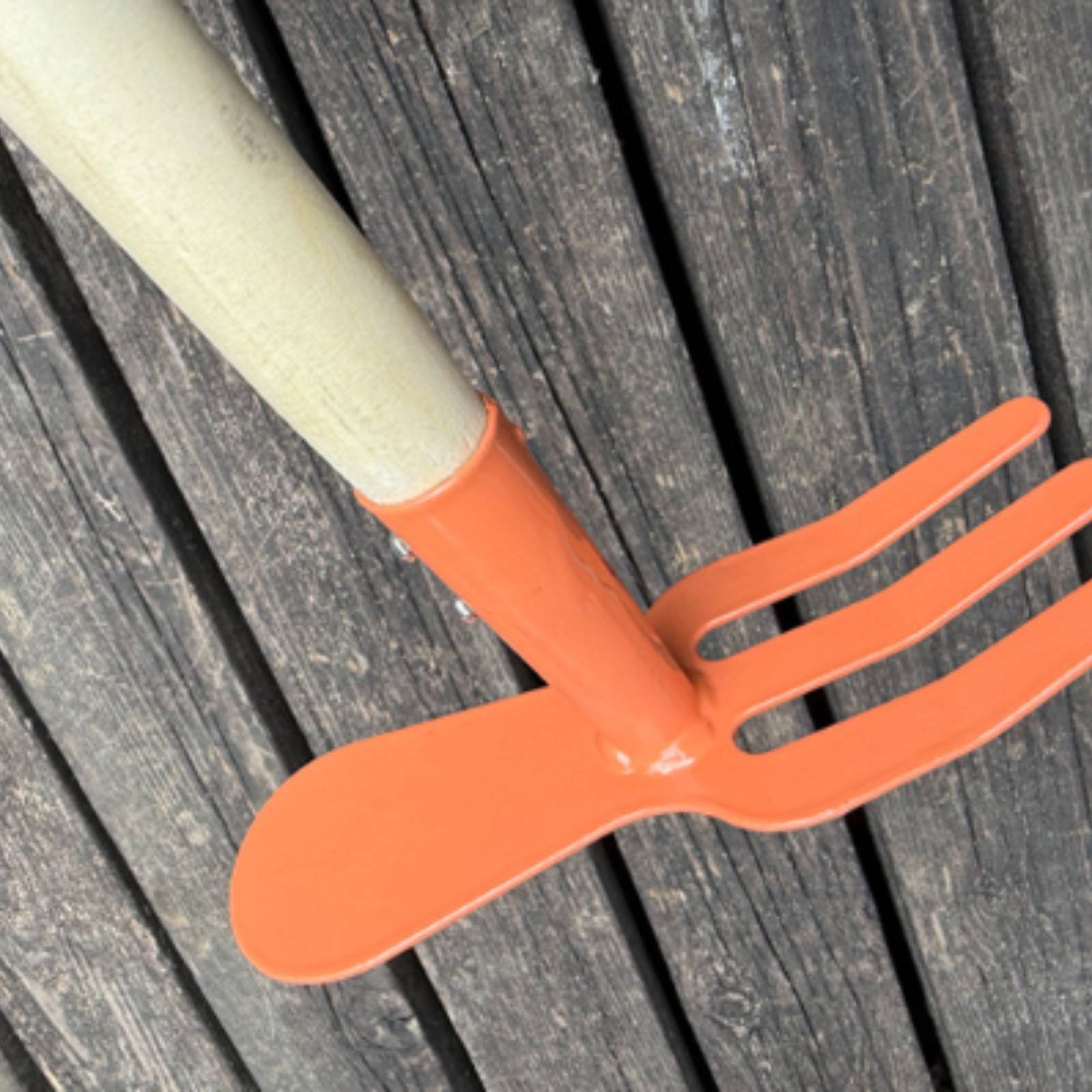 4 Pieces Kids Sand Shovel Set  - огляд і ціна Gardening Tools Of